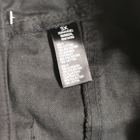 Ambiance Apparel Shorts - Picture 4 of 6